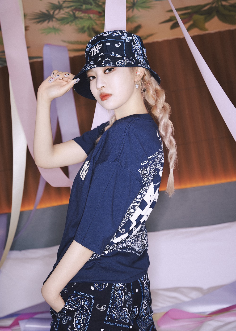 aespa International on X: 220513 aespa x MLB Korea , 22SS Summer  Collection with the concept 'Our Private Summer Day' aespa wore a gradation  monogram line that reflected cool colors in a